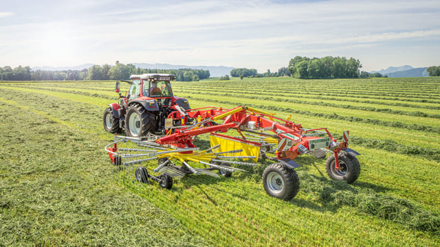 Pottinger launches its new centre-swath rake