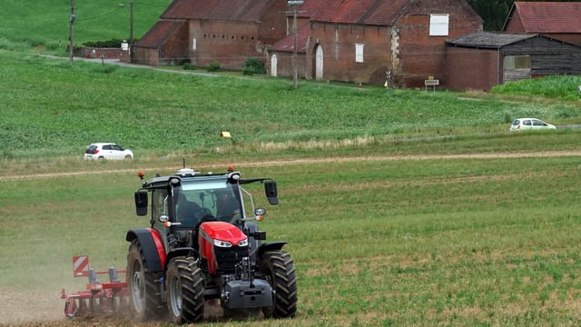 Hands-on with Massey Ferguson at Beauvais