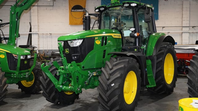 Geary's launch new John Deere 6M Series in Ireland