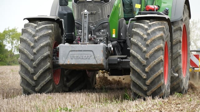 The science of soil smearing by tractor wheels and how to reduce it