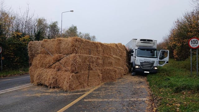 Man injured after truck carrying straw overturns in Louth