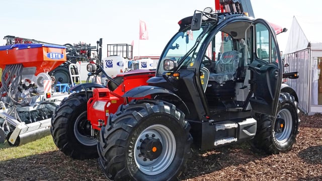 Manitou telehandlers switch to Yanmar for muscle power