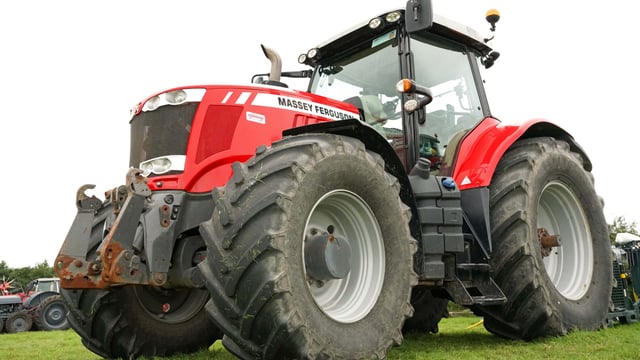 Over €30,000 raised by Threshing Cancer at MF event