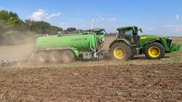 John Deere: World's first electric infinitely variable transmission