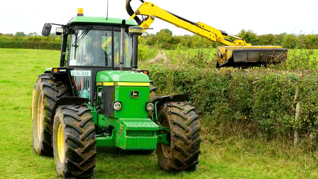 Final days for landowners to cut hedges ahead of deadline