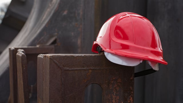 25 deaths related to farm construction work over a 9-year period
