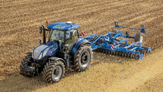 New Holland with new developments at SIMA