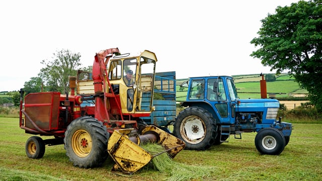 Machinery Focus: Back to grass for New Holland harvester