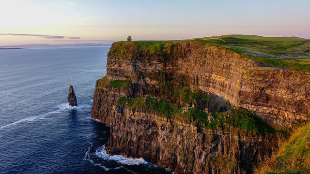 Calls for elected councillors to have final say on land acquisition