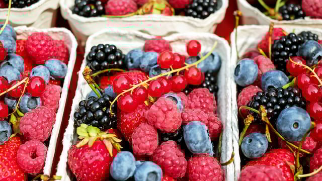 Retailers 'cannot rely' on imported fruit and veg