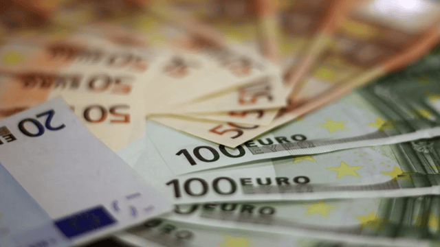 Farmers receive over €3m in scheme payments this week