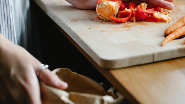 Study: Converting agricultural food waste to protein could solve food crisis