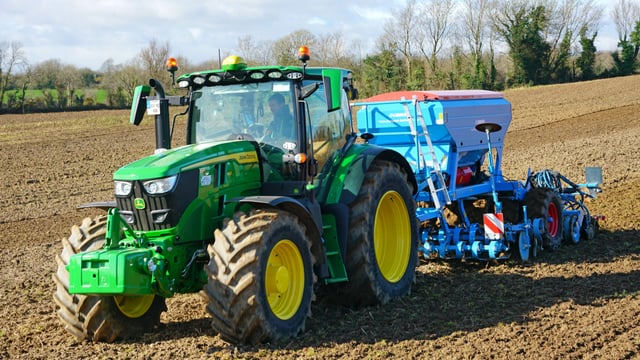 HarvestLab and Starfire head John Deere's digital charge