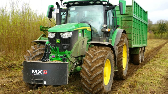 Ripon Farm Services to hold massive sale of JD tractors