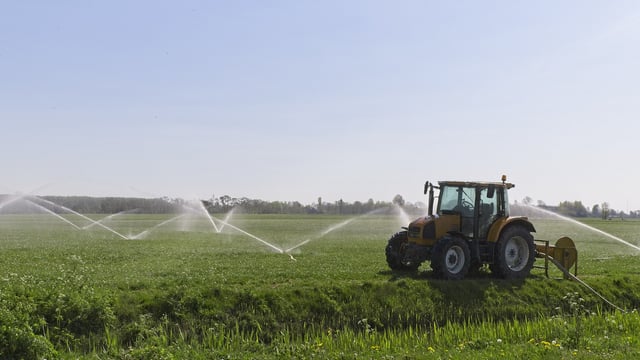 Farm structure survey with focus on outdoor irrigation underway