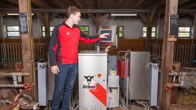 Galway company secures contract to sell German calf-feeding system