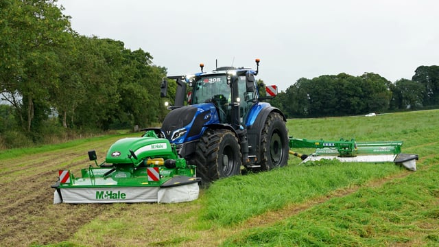 Valtra Q Series and McHale on display at demo day