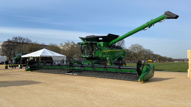 US self-propelled combine sales continue to grow