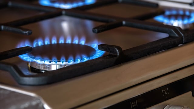 Gas demand drops by 20% in July - report
