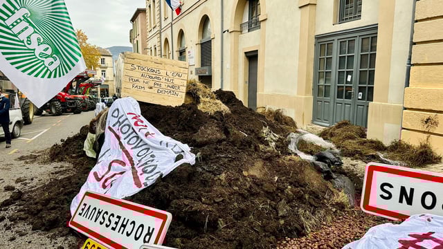 French farmers protest over glyphosate and land use policies