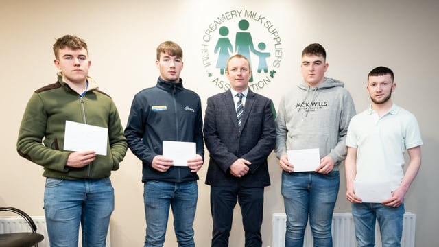 ICMSA presents 2023 John Feely Foundation Scholarship cheques