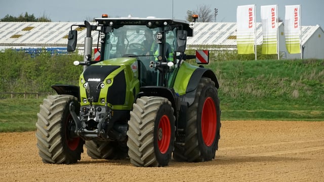 Watch: Confidence and simulated field conditions at Claas HQ