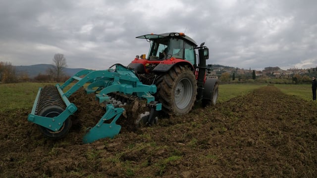 Video: Nardi eyes Ploughing 2024 for Irish machinery launch