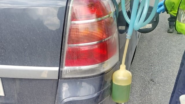 Gardaí in Kilkenny stop driver with vehicle full of green diesel