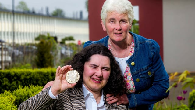 Cork woman wins Walsh Scholars gold medal