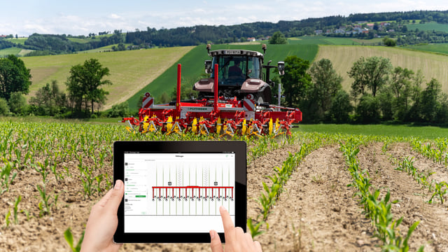 Machinery: Online settings from Pottinger for row crop weed control