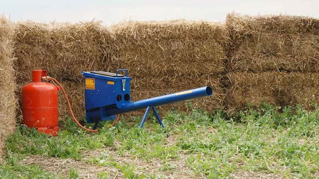 Farmers reminded of the noise impact of crow bangers