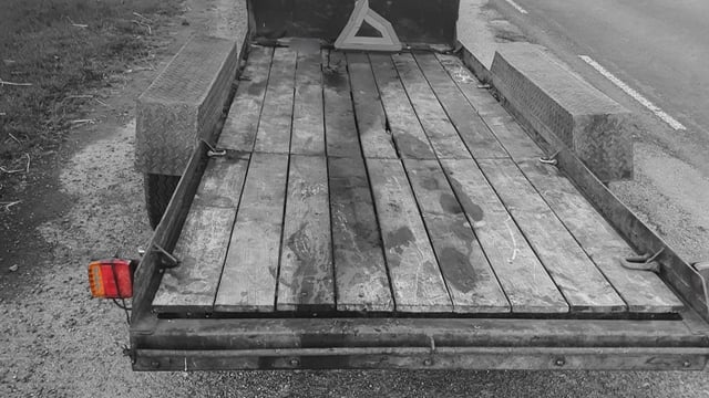 Donegal driver fined for no NCT, worn tyres, and no trailer lights