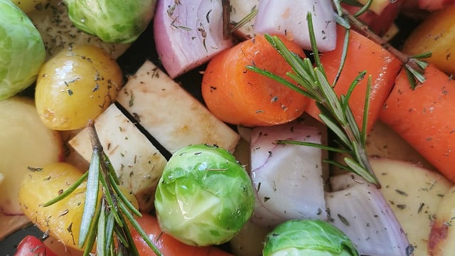 Discounting of Xmas dinner veg by supermarkets 'concerning' - farm org