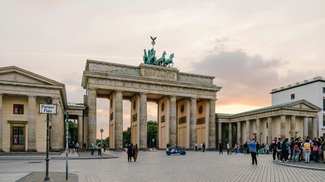 German agri minister meets sector stakeholders on foot-and-mouth