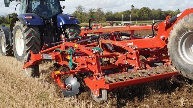 Kverneland expands French harrow and weeder production