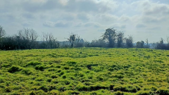 Leitrim farmers showcase ring forts