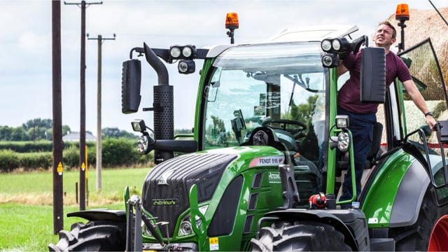 ESB Networks Spring Safety Series: Respect electricity on farm this spring