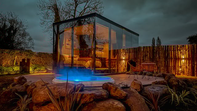 Mirror houses respond to demand for nature immersive breaks