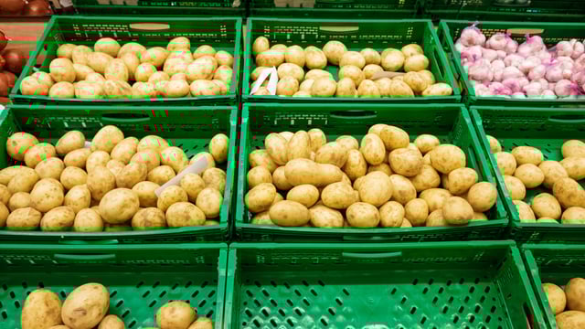 Farmers 'deserve to earn a fair standard of living' - EU committee chair