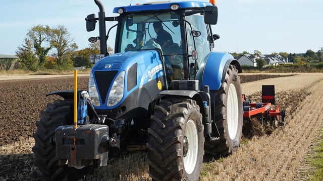 No mention of price cuts in CNH financial plans