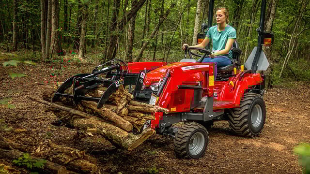 Slump of up to 28% in US tractor sales in April - AEM