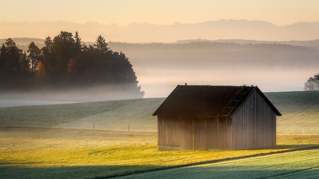 How much has each county got from the farm buildings grant?
