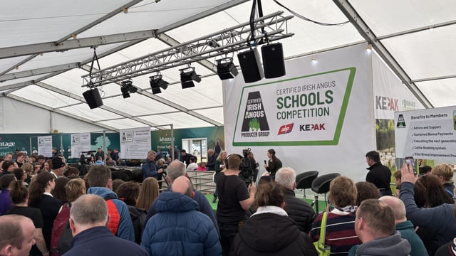 Certified Irish Angus presents calves to finalist schools at Ploughing 2025