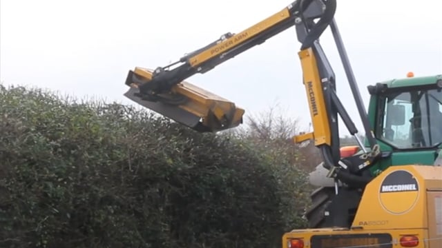 Reminder: Key factors to consider when hedge cutting this autumn
