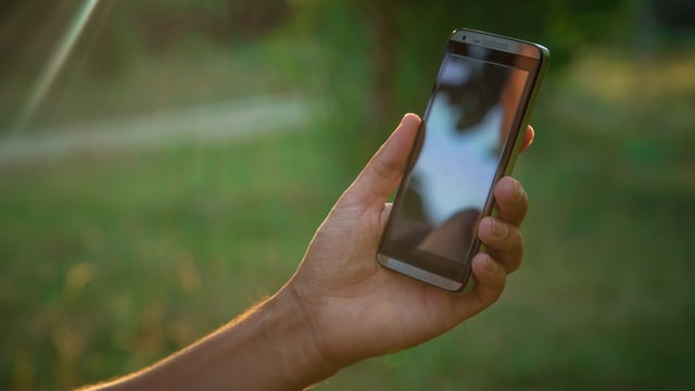 Heydon: Mobile authentication app to give farmers 'an additional option'