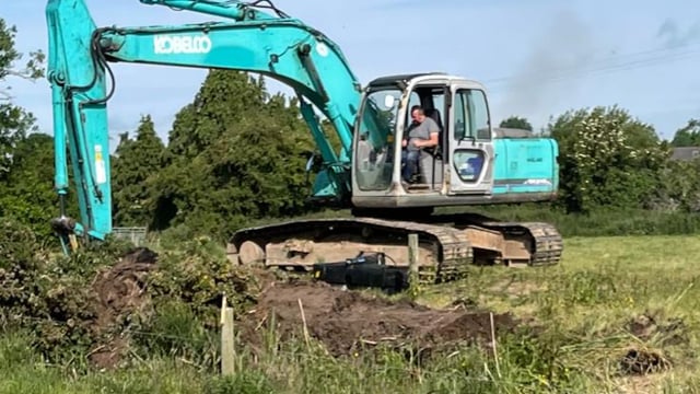 Jigs and Wheels tractor run set up for local hospitalised after wasp attack