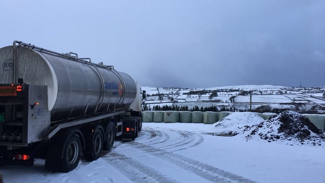 Getting the yard ready for frosty dairy collections